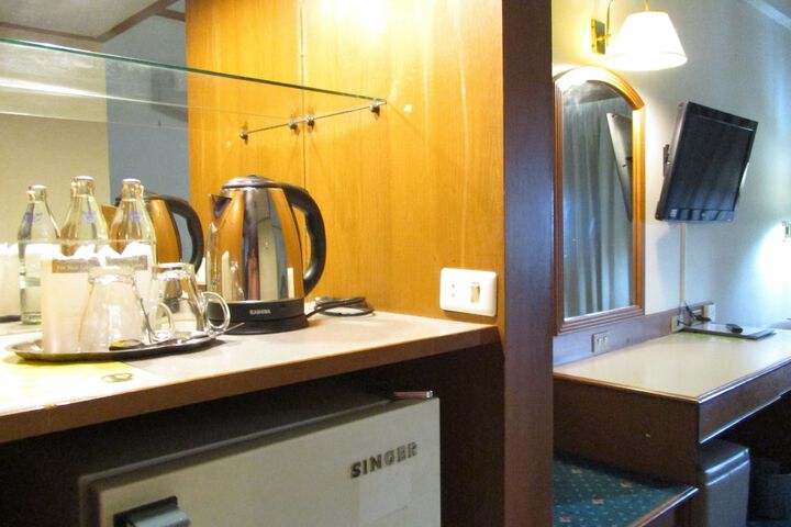 Room amenity