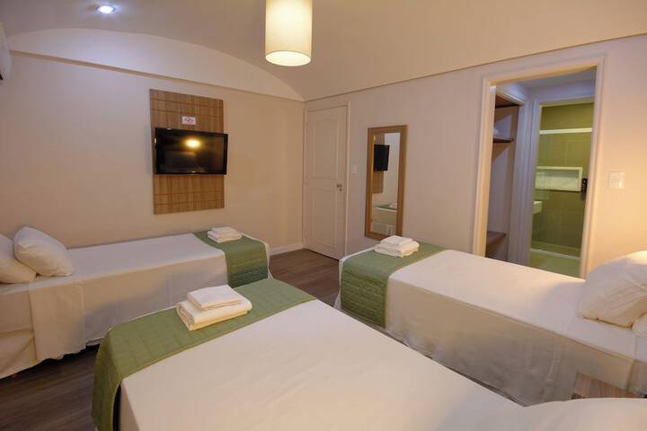 Room 35 of 74
