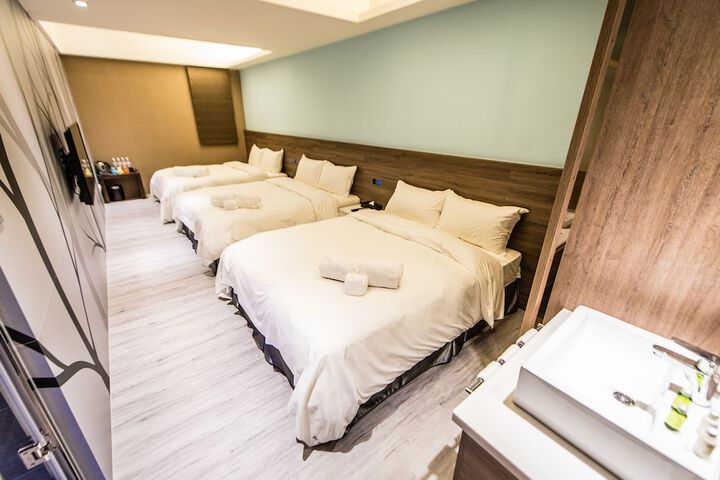 Room 7 of 31