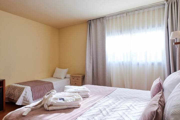 Room 35 of 186