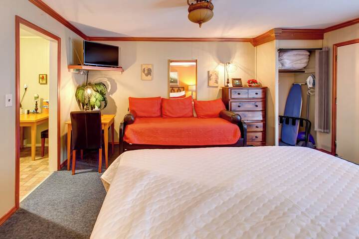 Room 58 of 108