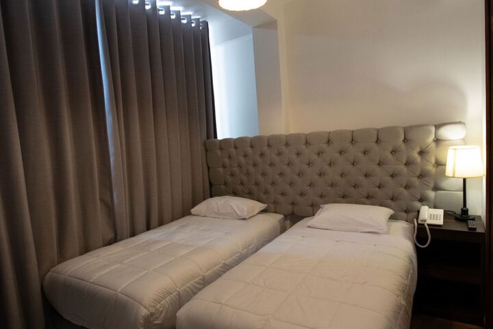 Room 40 of 44