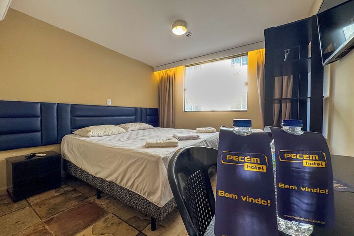 Room 9 of 24