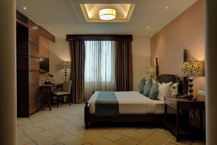 Room 13 of 55