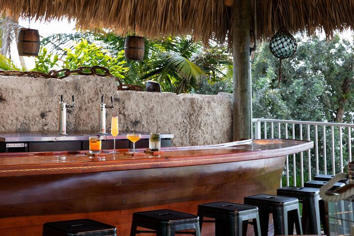 Beach bar
