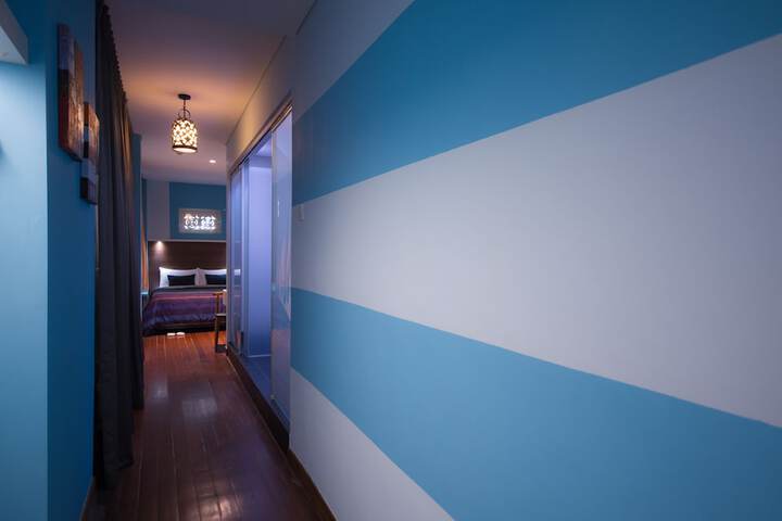 Room 17 of 56