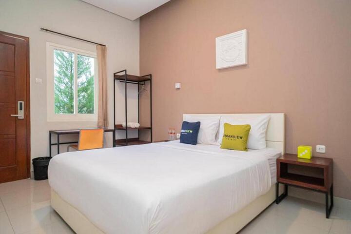 Urbanview Hotel Bubusini Batu by RedDoorz