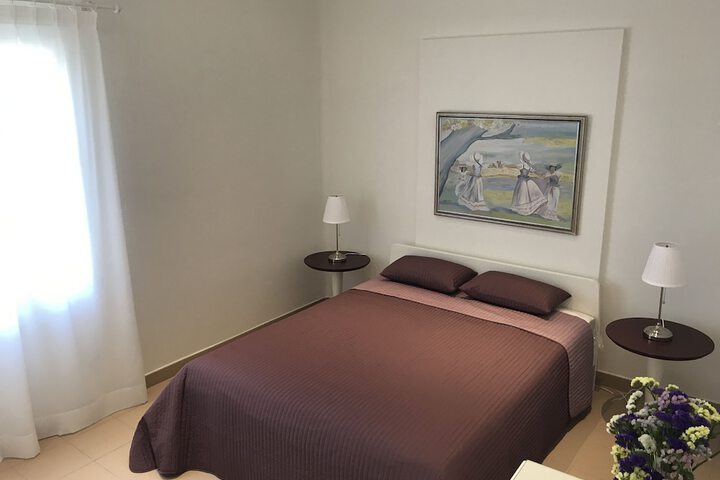 Room 13 of 104