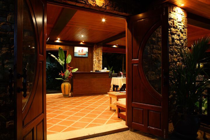 Hotel 44 of 53