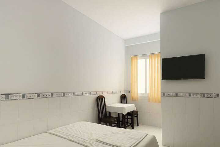 Room 5 of 19
