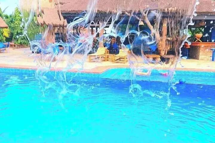 Pool 28 of 50