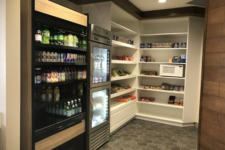 Snack bar