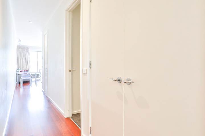 Room 12 of 48
