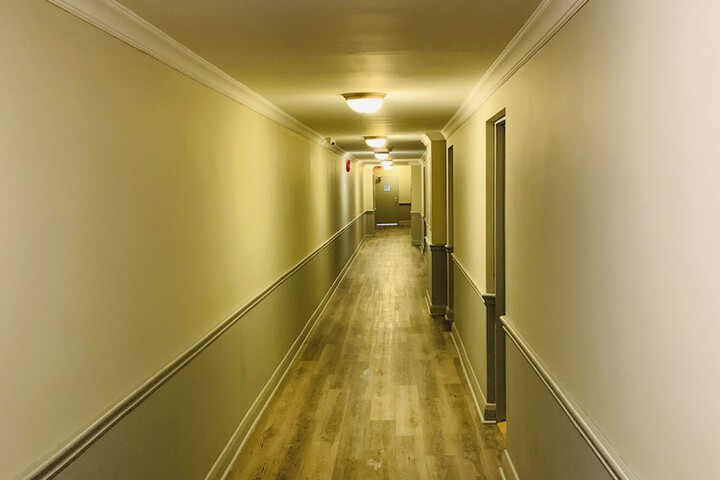 Ballroom/Hall 19 of 34