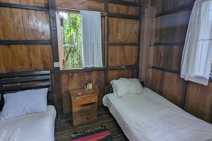 Room 20 of 146