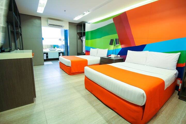 Room 17 of 61