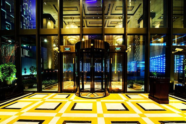Guest Lobby