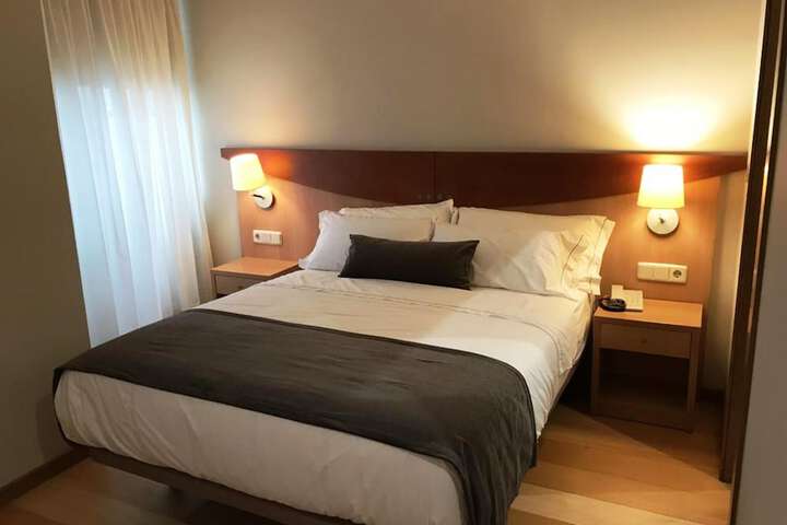Room 10 of 53