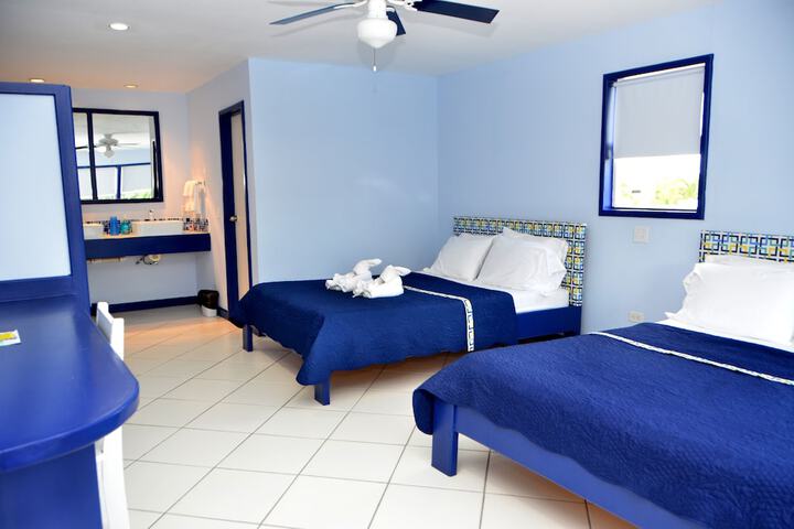 Room 19 of 33