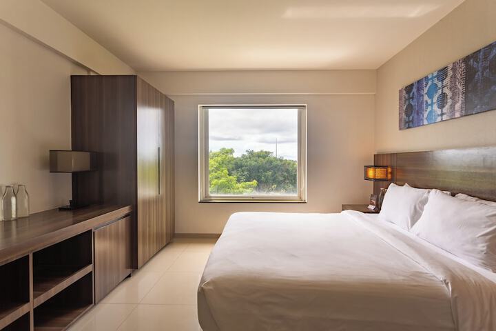 Room 13 of 50