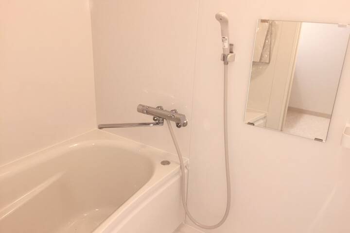 Room 8 of 8