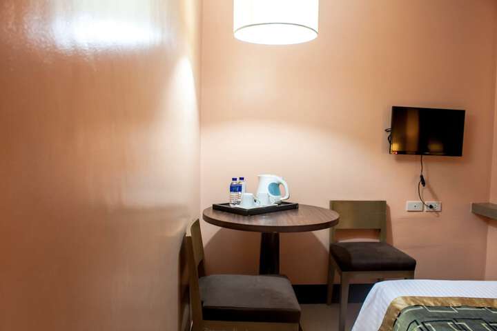 Room 30 of 47