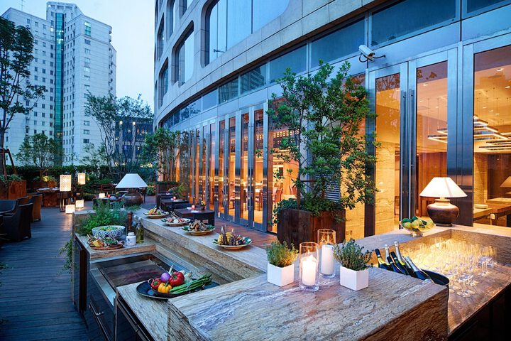 Terrace/Patio 56 of 58