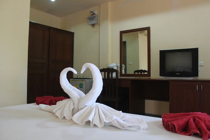 Room 42 of 49