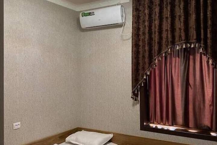 Room 20 of 29