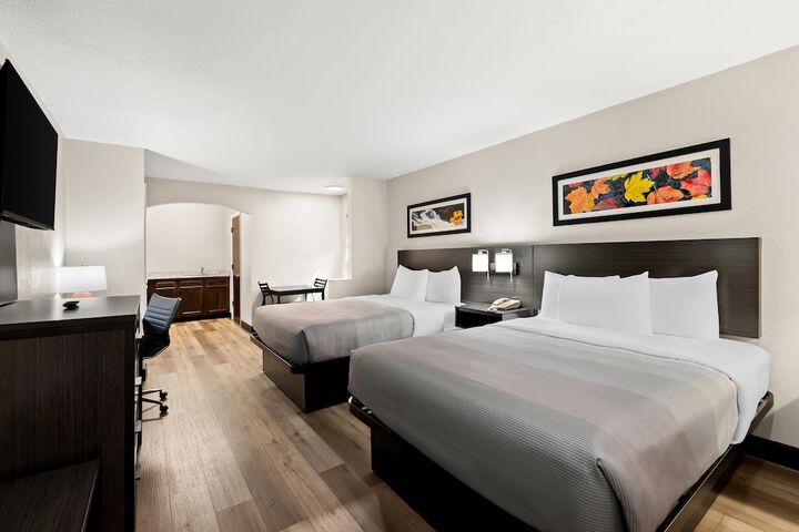Room 18 of 30