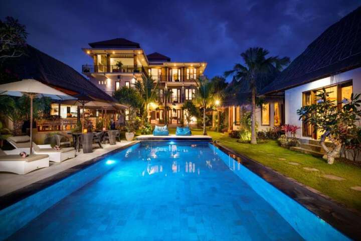 Pool 18 of 27