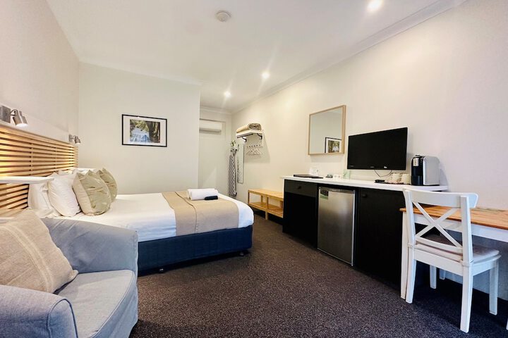 Room 16 of 56