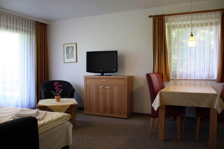 Room 13 of 46