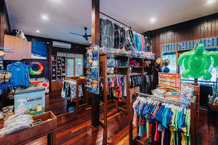 Gift Shop 124 of 414