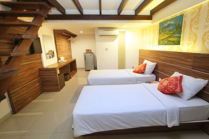 Room 5 of 39