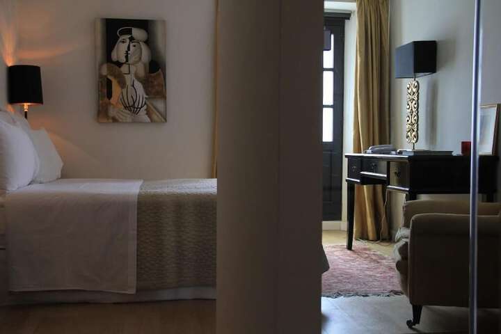 Room 6 of 22