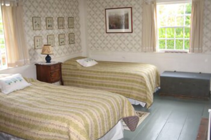 Room 15 of 15