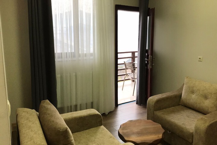 Room 15 of 41