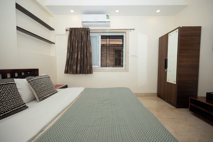 Room 55 of 118