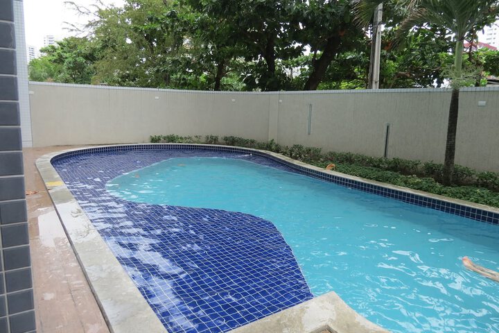 Pool 9 of 14