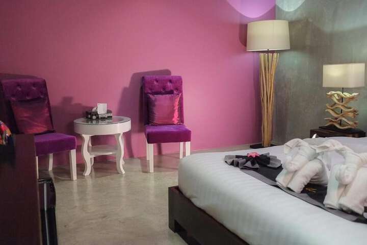 Room 19 of 60