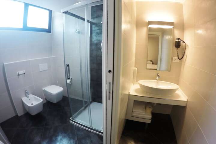 Room 20 of 40