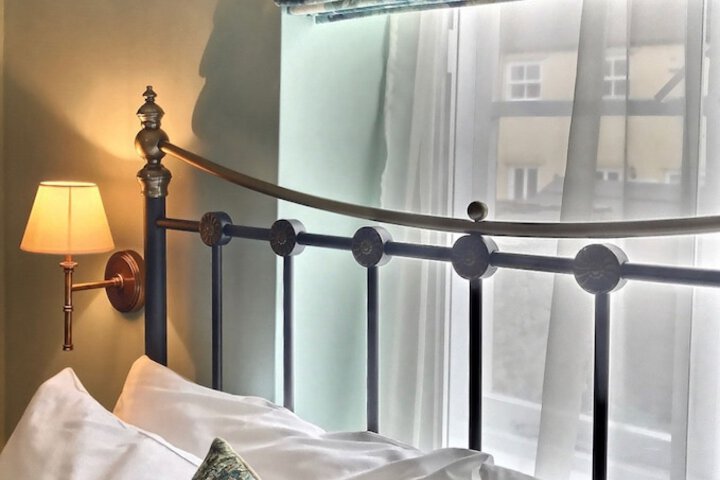 Room 21 of 62