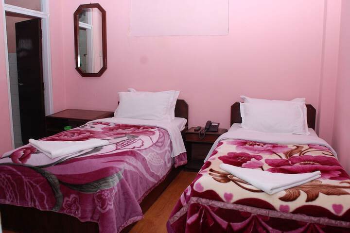 Room 4 of 41