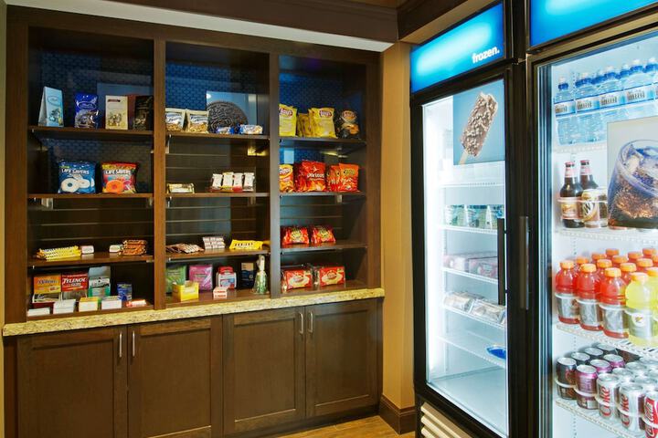 Snack bar