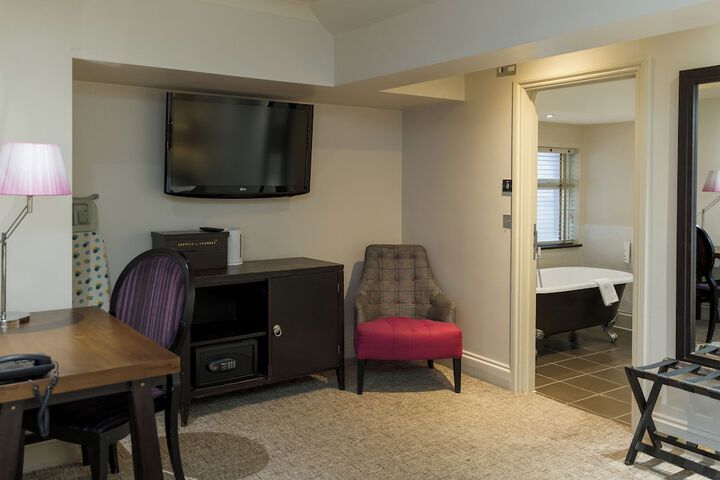 Room 14 of 86