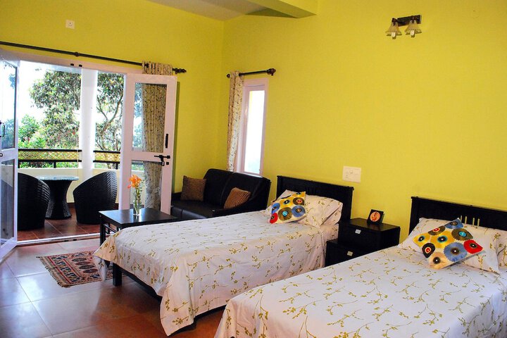 Room 3 of 32