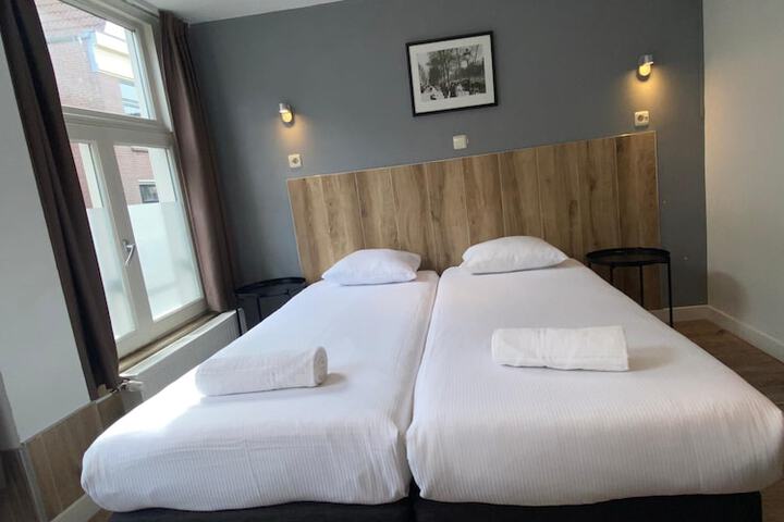 Room 60 of 125