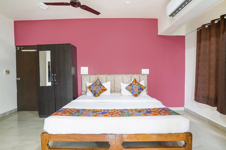 Room 40 of 51