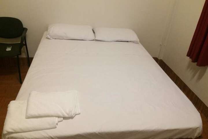 Room 5 of 41